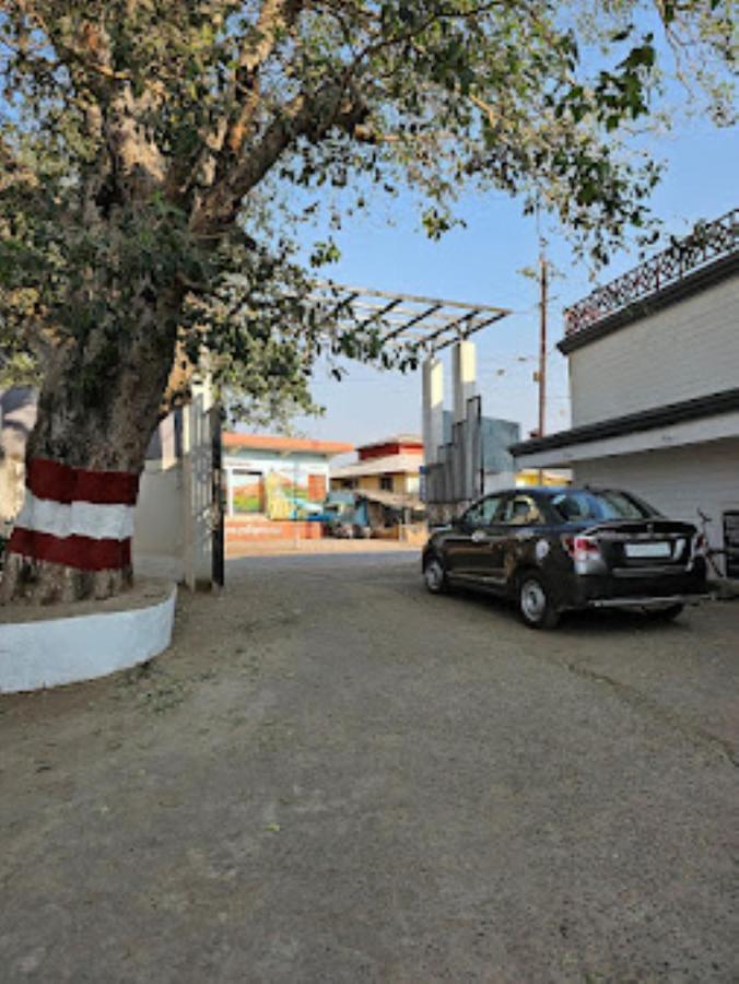 Готель Mp Tourist Bunglow , Chitrakoot Sitapur Muafi Екстер'єр фото